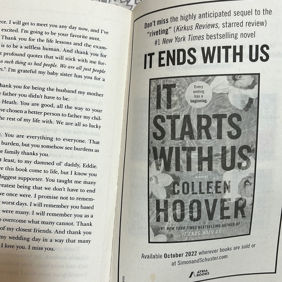 IT ENDS WITH US by Colleen hoover - Picture 4 of 4